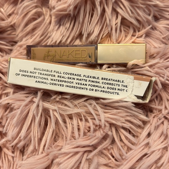 Urban Decay Stay Naked Correcting Concealer 24-HR Wear Light Medium - Picture 5 of 5
